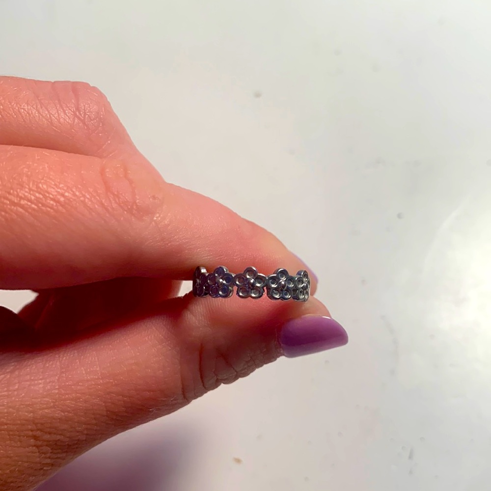 Silver flower ring